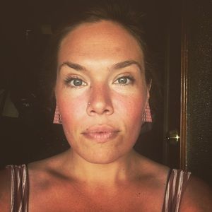 Meet your Posher, Tegan